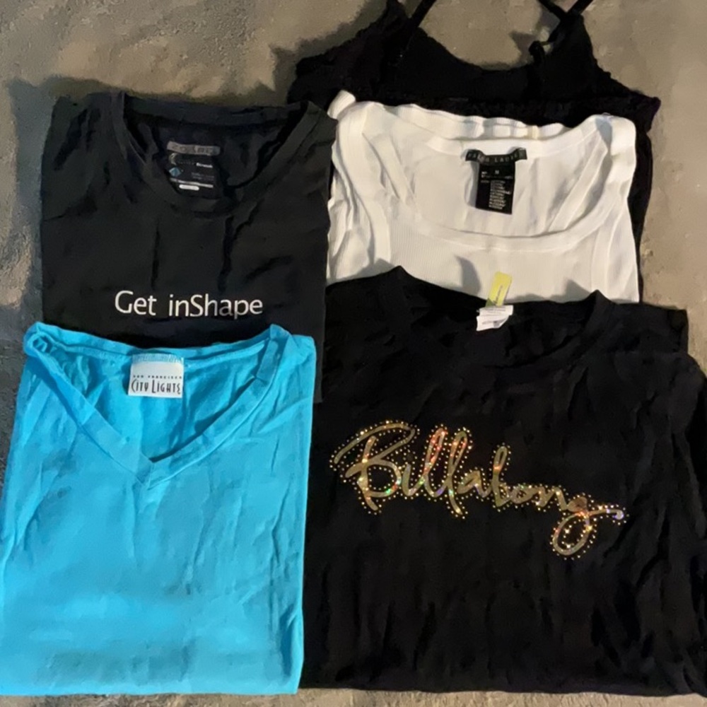 4 tees and a tank, lot Billabong Black Blue stretchy T-Shirt Collection